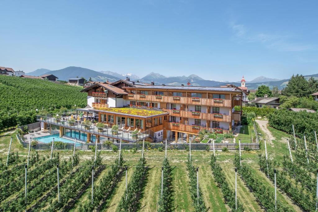 Naz Hotel | Hotel Jonathan