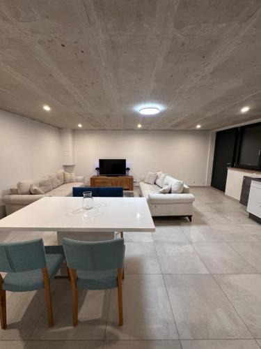 Inzing Apartment | Innsbruck West