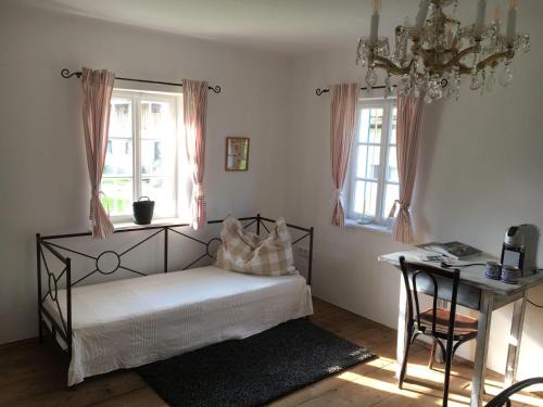 Sankt Martin im Sulmtal House | Kellerstoeckl-am-veganen-Bio-Lebenshof-nur-fuer-Hundefreunde-empfohlen