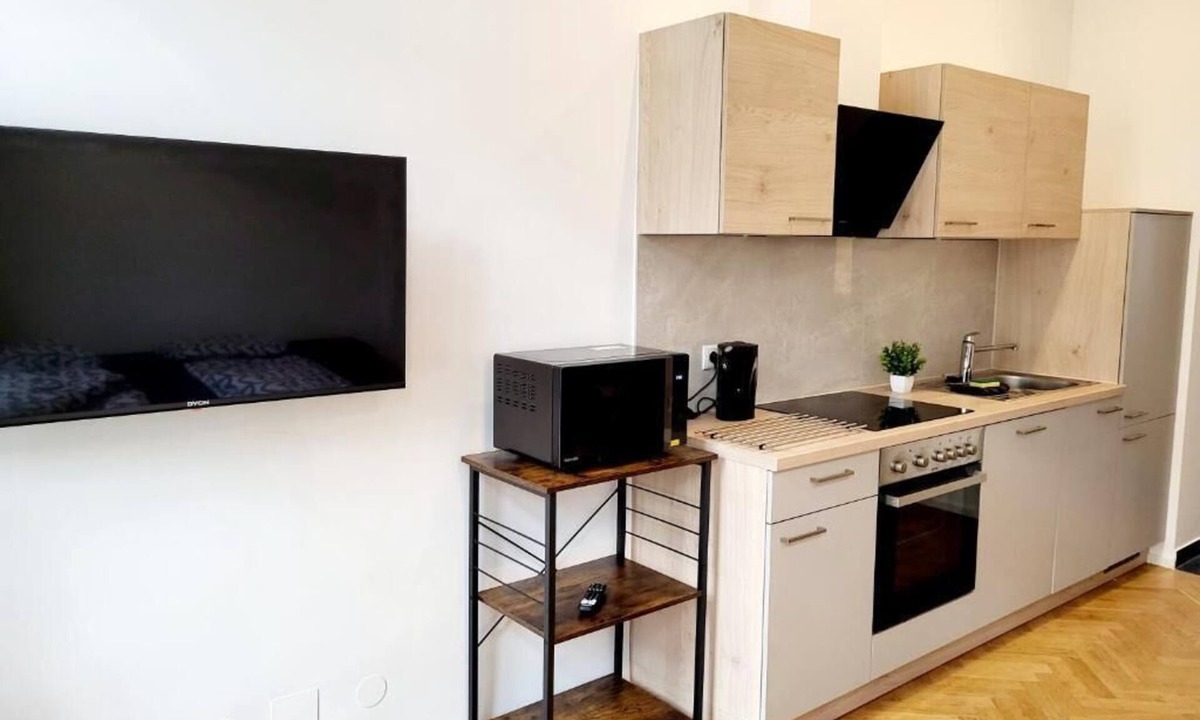 Rudolfsheim-Funfhaus Apartment | Kienmayer Apartment Vienna