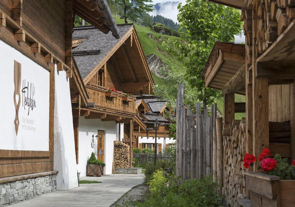 Grossarl Apartment | "Lärchen-Alm" 96 m² - holiday village Holzleb'n