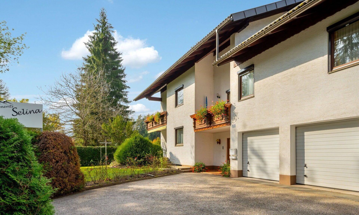 Unterburg am Klopeiner See Apartment | Lovely apartment for 4 people with WIFI, TV, terrace and pets allowed
