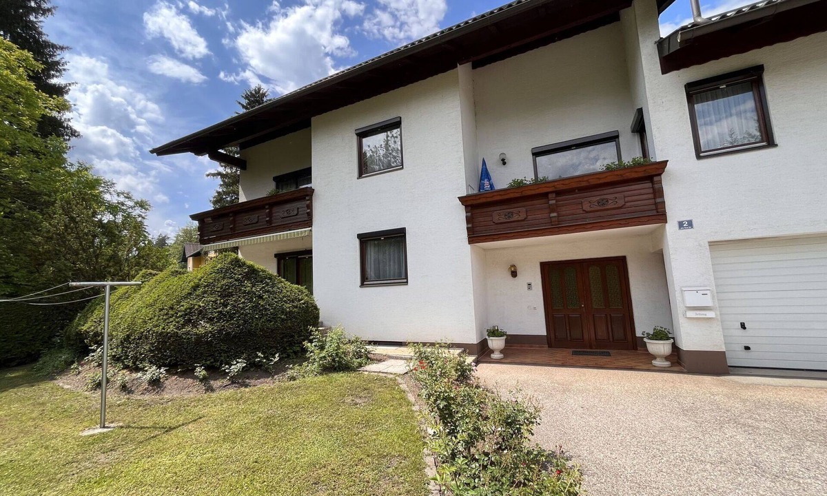 Unterburg am Klopeiner See Apartment | Lovely apartment for 4 guests with WIFI, TV and balcony