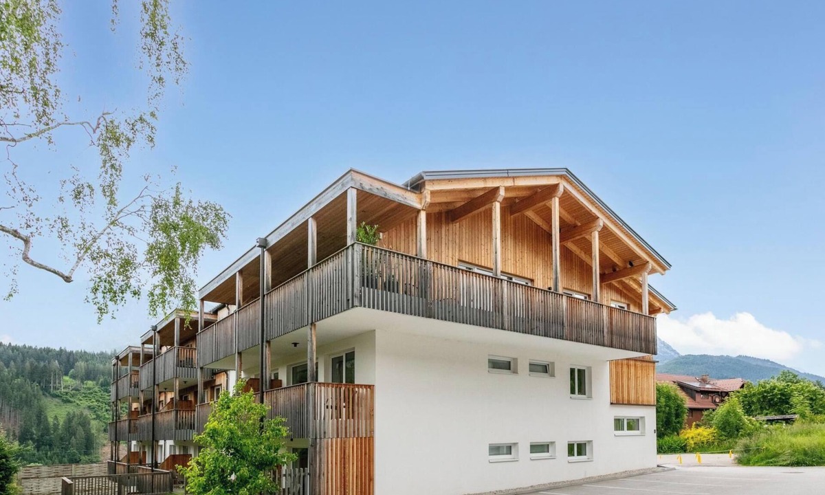 Haus im Ennstal Apartment | Lovely apartment with south-west-facing balcony