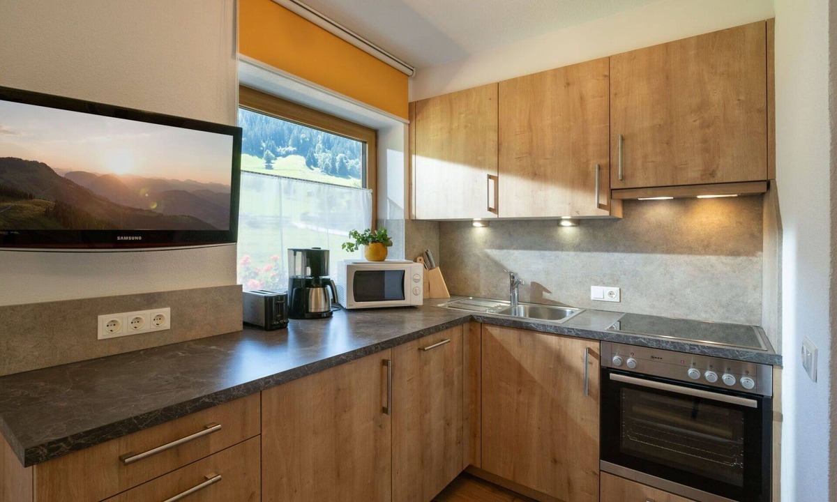 Niederau Apartment | Lovely apartment for 4 people with WIFI, TV and balcony