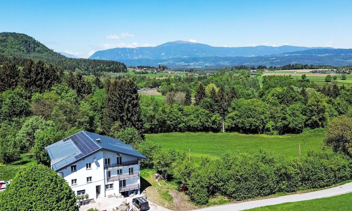Rosegg Apartment | Lovely apartment for 2 guests with WIFI, A/C, TV and patio