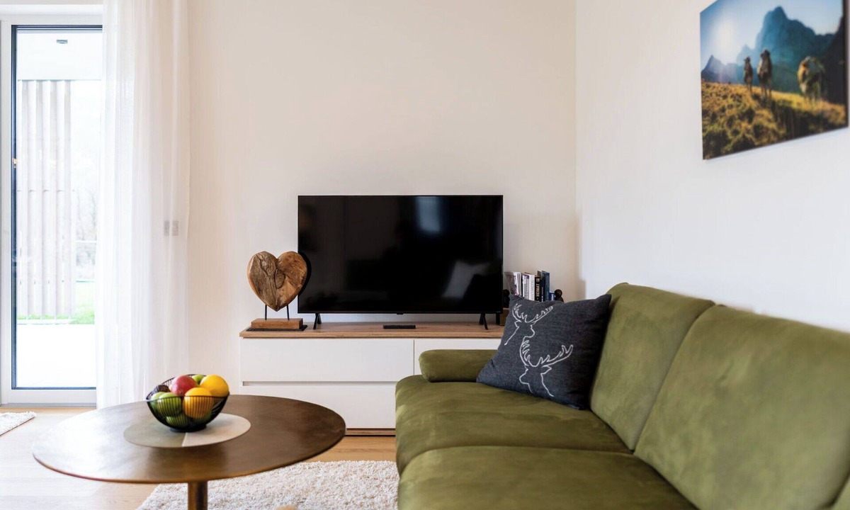 Lendorf Apartment | Lovely apartment for 5 guests with WIFI, TV, terrace and pets allowed