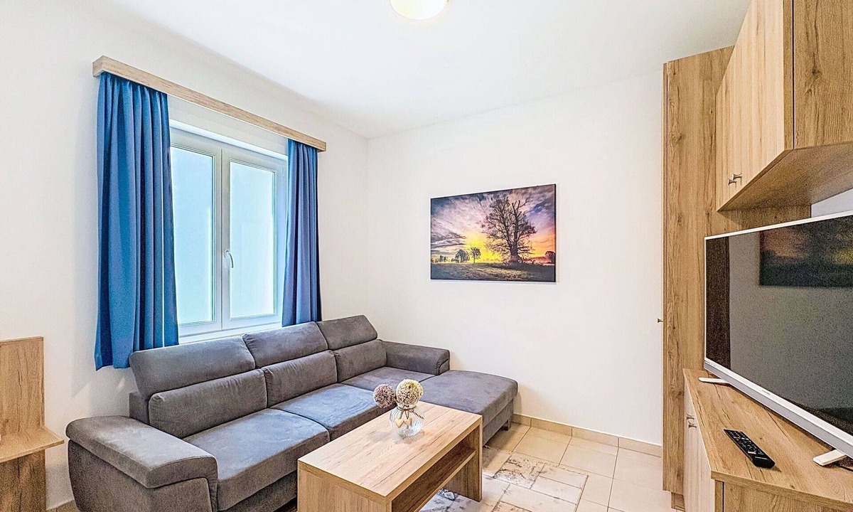 Großklein Apartment | Lovely apartment for 8 people with WIFI, A/C, TV and pets allowed