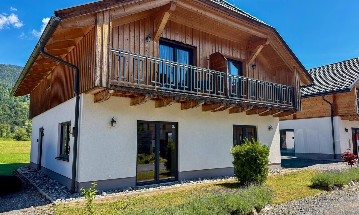 Jenig House | Lovely holiday home on park near ski resort