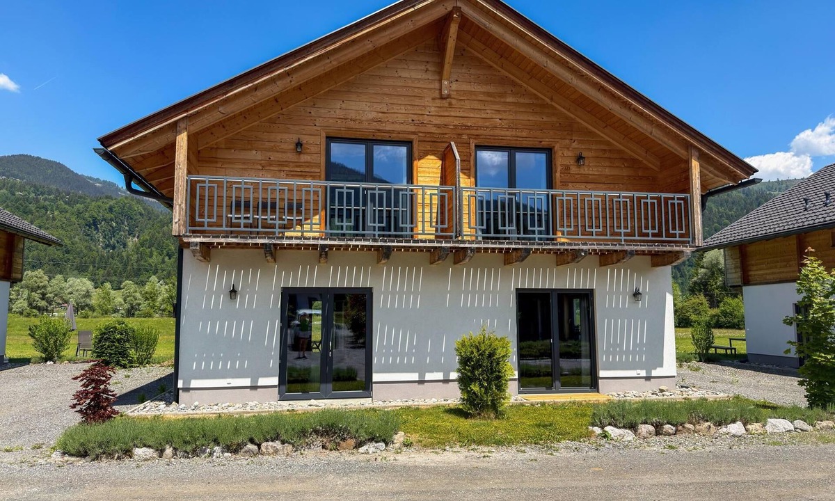 Jenig House | Lovely holiday home on park near ski resort