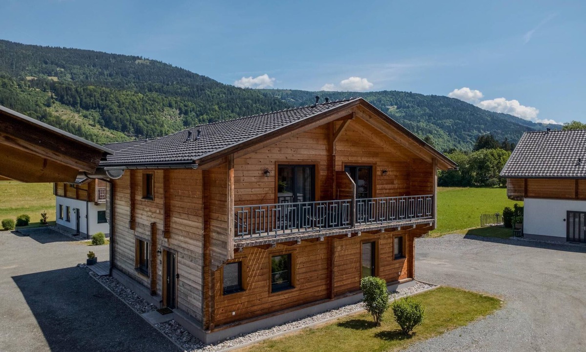 Jenig House | Lovely holiday home on park near ski resort