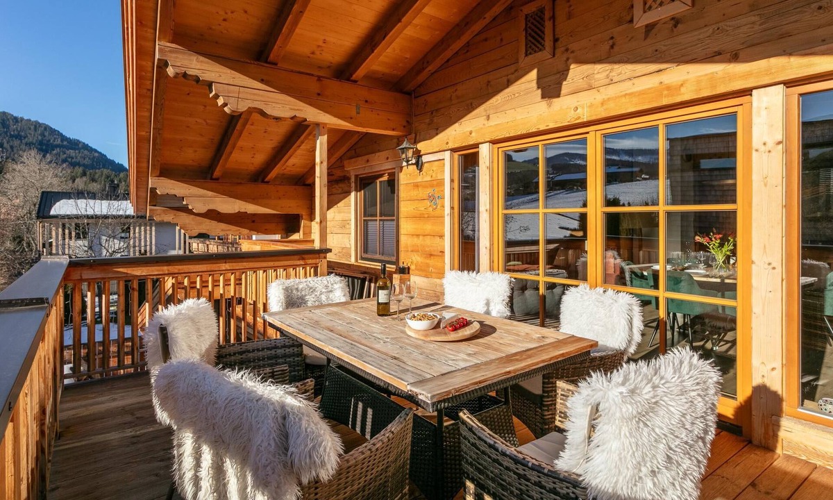 Hopfgarten im Brixental Apartment | Luxurious apartment on the sunny Penningberg