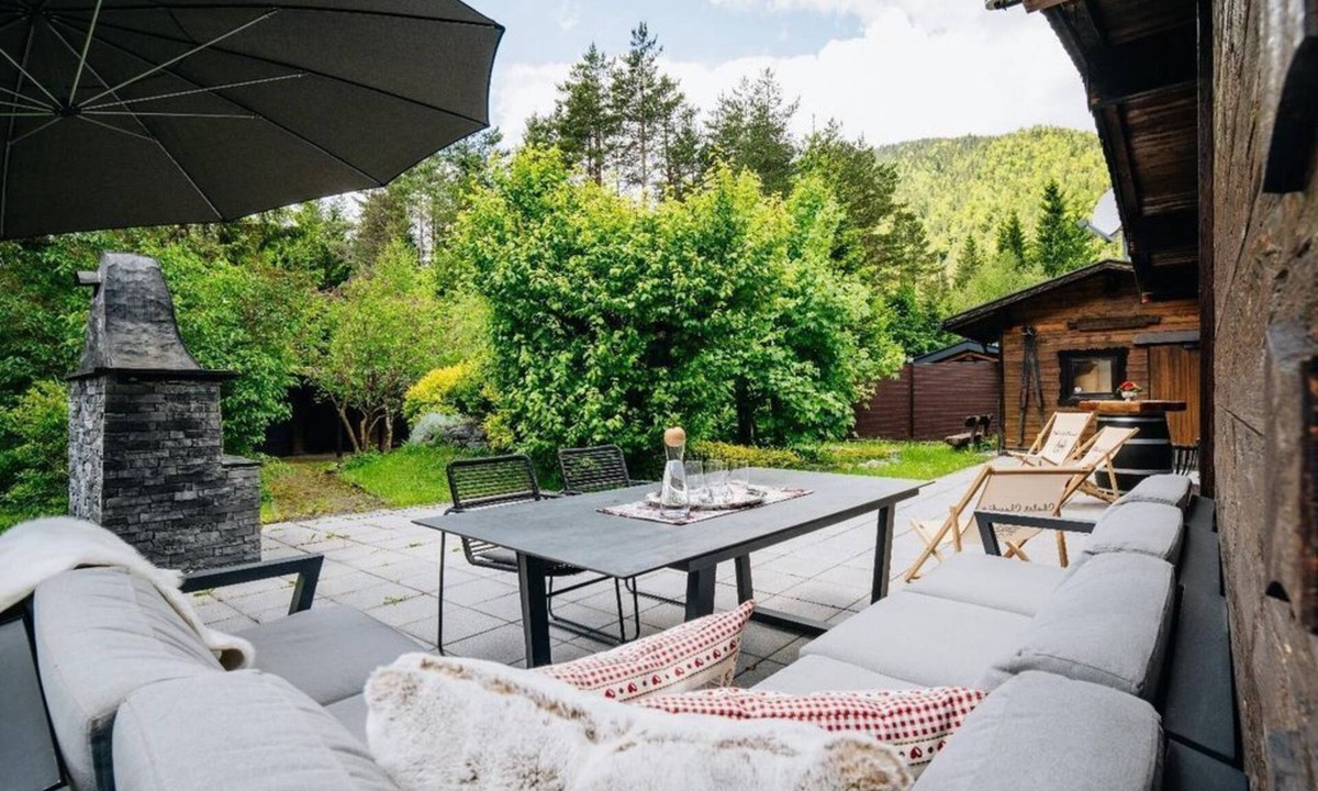 Scharnitz Apartment | Luxury Chalet Claudia | Mountain View Tyrol