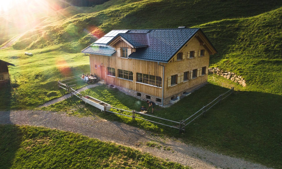 Grossdorf Ski Chalet | Luxury chalet/seminar vacation home with sauna, in the mountains of the Bregenzerwald
