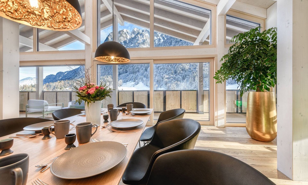 Brand Apartment | Luxus Penthouse Zentral