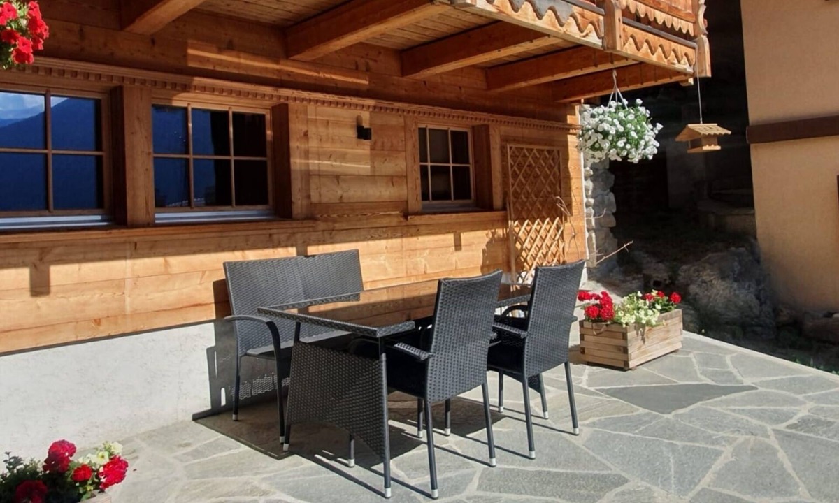 Saint-Martin Ski Chalet | Magnifique Chalet Avec Tout le Confort au Cœur du Val D'hérens
