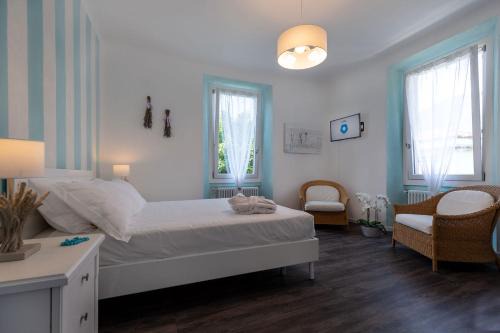 Mandello del Lario Apartment | Maji Como Lake - Lake Como Historic Villa Apartments with Pool & Parking, 100m from Ferry & train