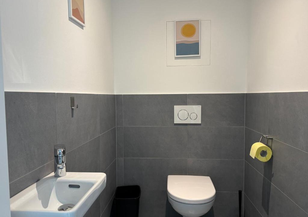 Donaustadt Apartment | Modern Premium Apartment with Balcony