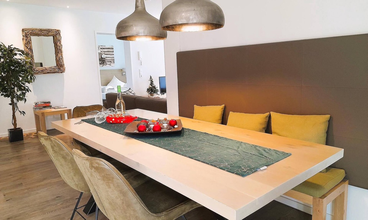 Tschagguns Apartment | Moderne Ferienwohnung für 6 Personen mit 2 Terassen uns Hammer Aussicht