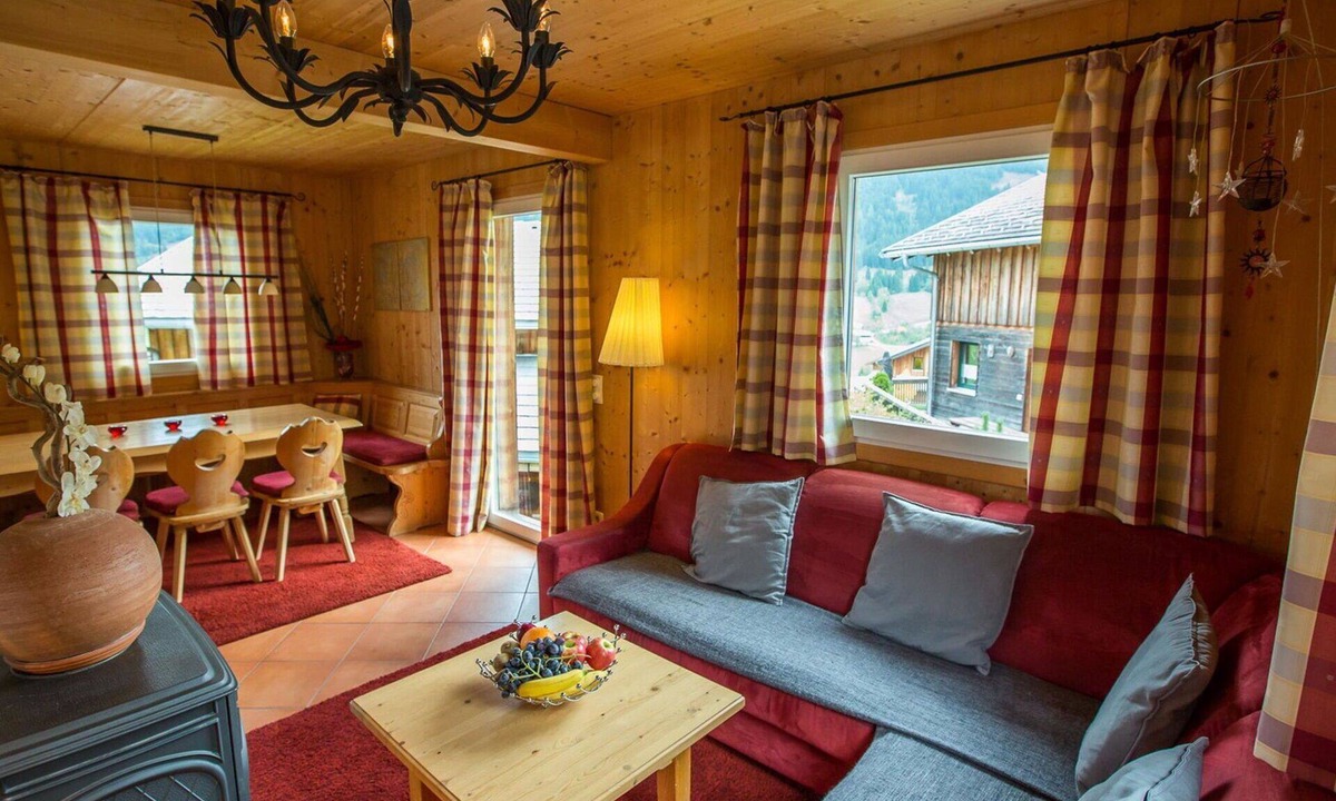 Annaberg im Lammertal House | Nice apartment in villa for 6 people with pool, WIFI, TV and terrace