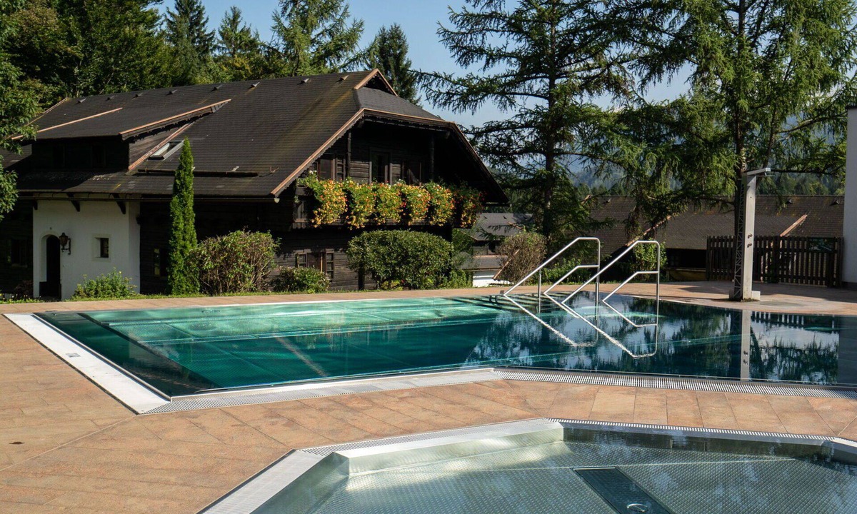 Latschach Apartment | Nice apartment for 4 guests with pool, WIFI, TV and pets allowed