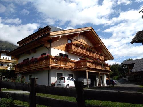 Virgen House | Oberrollerhof