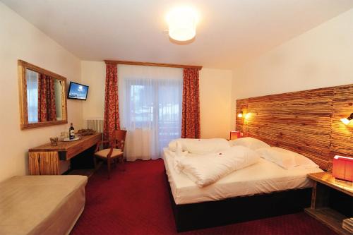 Saalbach Hotel | Panorama Landhaus - Joker Card included in Summer