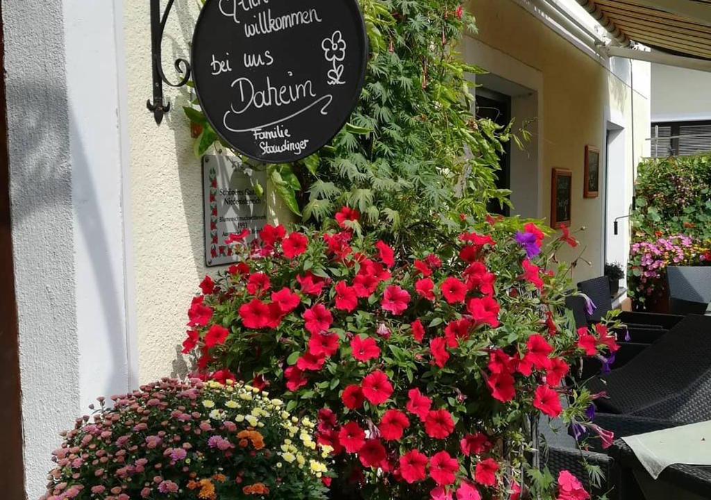 Loich House | Pension Landhaus Ingrid