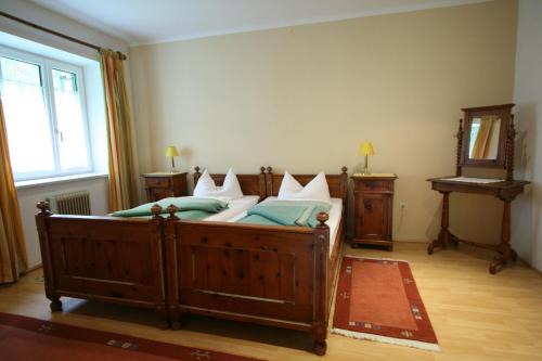 Maria Woerth Apartment | Pension Seevilla Annelies