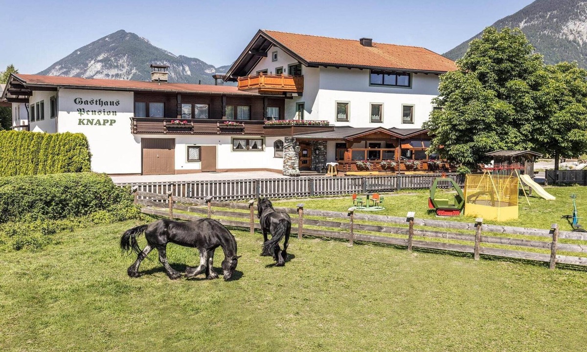 Strass im Zillertal Apartment | Penthouse in Strass near Zillertal Alps