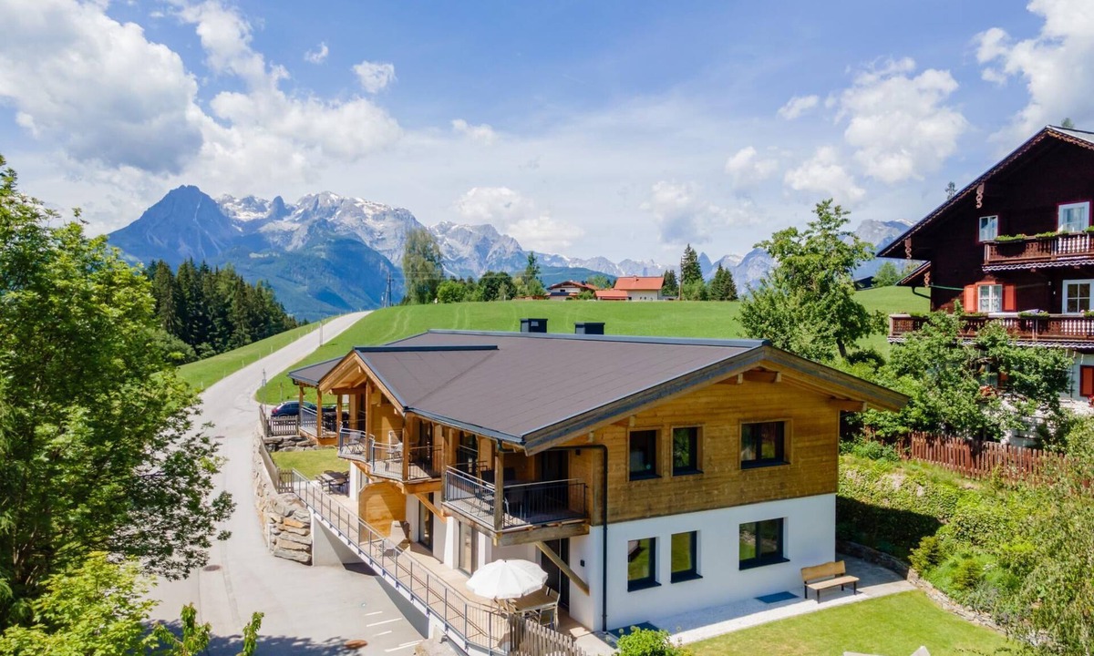 Werfenweng Apartment | Penthouse in idyllic village near ski lift