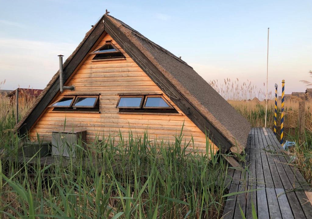 Rust House | Seehütte Pfahlbau-Neusiedlersee-Robinsonhütte