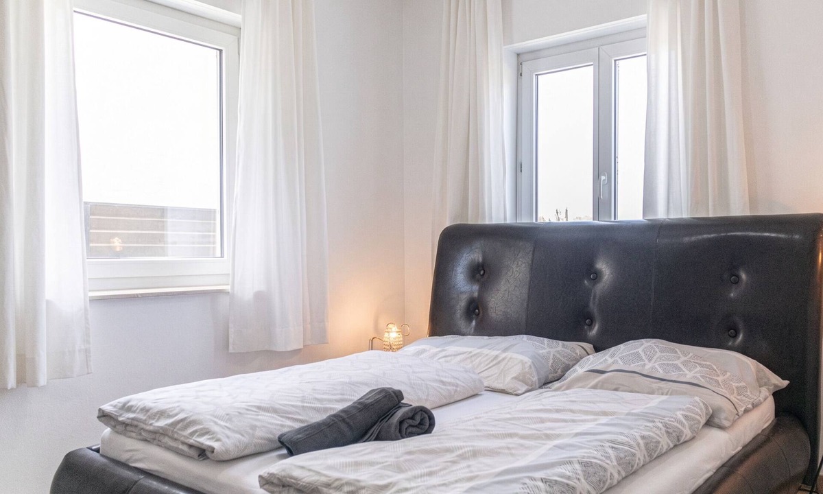 Grinzing Villa | Shared Villa-Room in Vienna for 1