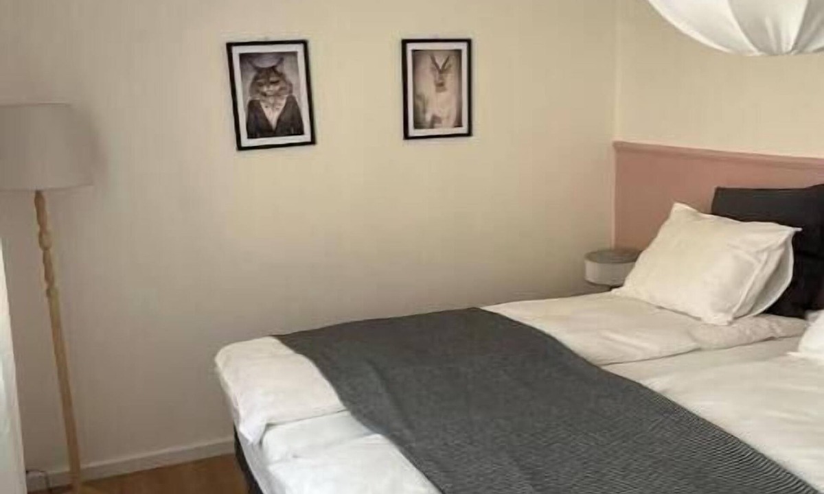 Innsbruck Apartment | Spacious urban-alpine apartment near the center & mountains