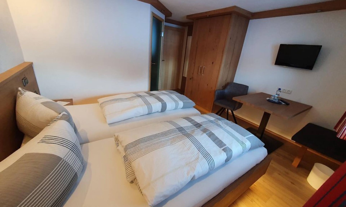 Obermaiselstein Bed & Breakfast | Standard double room - Pension Forelle