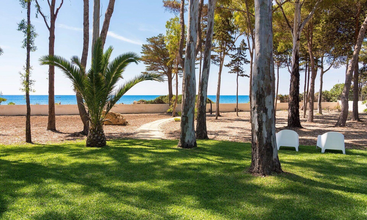 Punta Milocca Villa | Stunning private villa for 6 guests with WIFI, A/C, TV and panoramic view, close to Syracuse