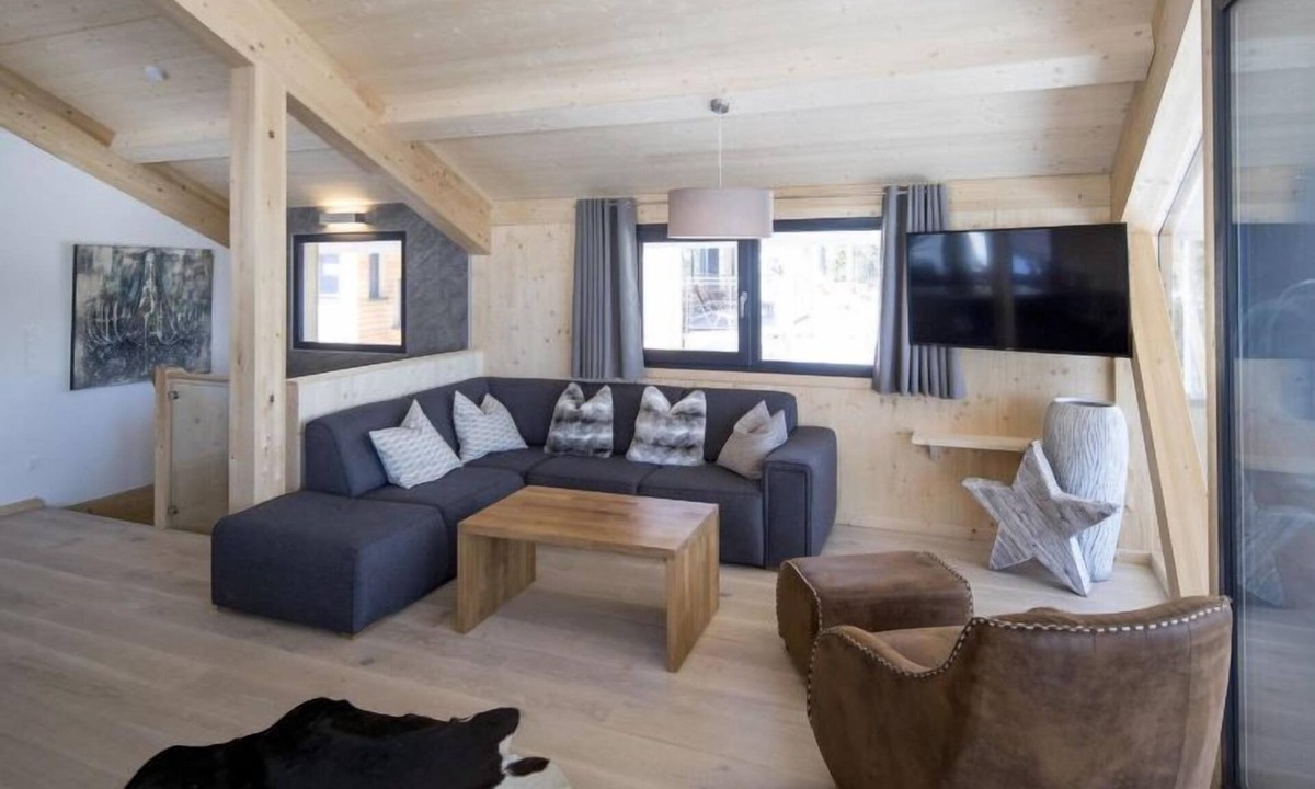 Pichl-Preunegg House | Superior # 02 Sauna&Sprudelwanne innen by Interhome