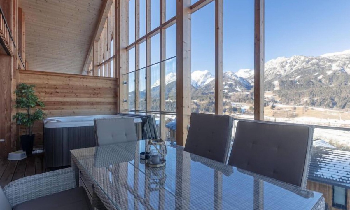 Haus im Ennstal Apartment | Superior Galerie,Sauna&Außenbadewanne by Interhome