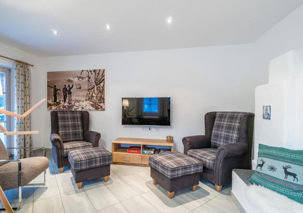 Hollersbach im Pinzgau House | Tasteful Holiday Home in Hollersbach im Pinzgau with Garden