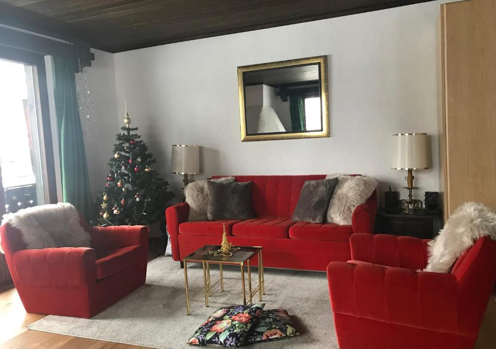 Klosters Platz Apartment | TOP LOCATION - Klosters center - 130m distance to ski lift Parsenn Gotschnabahn and railway station Klosters Platz - direct connection to Davos