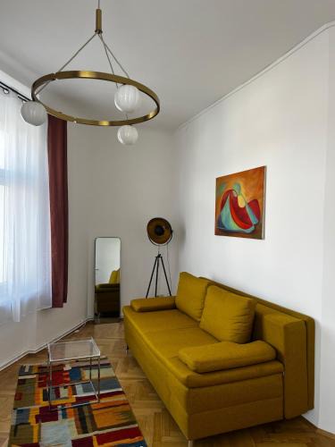 Gries Apartment | Urban Oasis