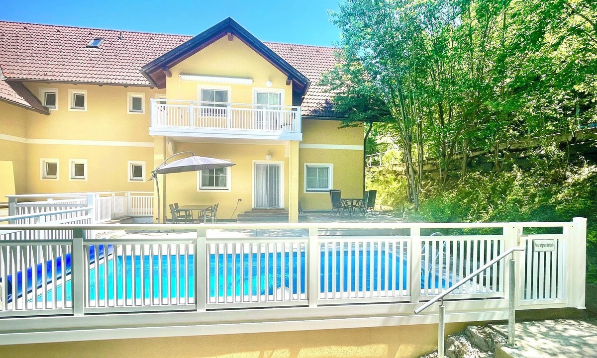 Augsdorf Apartment | Velden Pool Apartment - Large apartment with a private pool