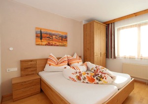 80 m² House ∙ 2 bedrooms ∙ 6 guests in Fügen