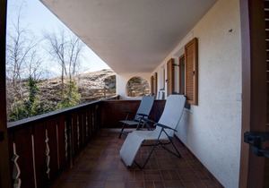 Beautiful Apartment 7 "Zur Sonne" with Mountain View & Garden in Lajen
