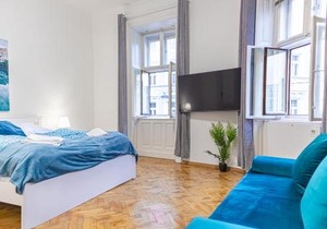 Comfy 2BR Apt for Up To 6P, Near Wiener Stadthalle