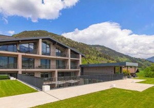 Emma Deluxe Aparthotel, Aircondition, ganzjährig beheizter Außenpool & Skibus direkt vor der Tür