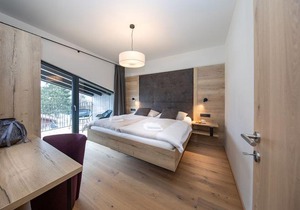 Emma Deluxe Aparthotel