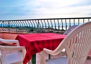 Flat in Solarolo with private parking in Manerba del Garda