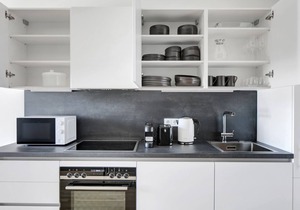Lovely Wieden 1BR w/Balcony, Gym, Elevator, walk to U-Bahn, by Blueground