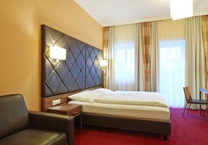 Quadruple room with bath, toilet - Villa Ceconi, hotel